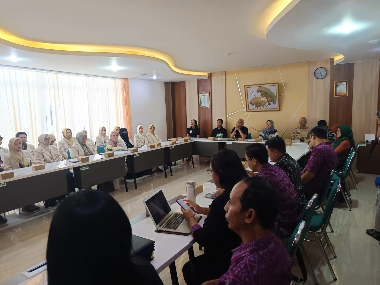 Foto Bersama Pascasarjana IKIP Siliwangi dan Unmas Denpasar