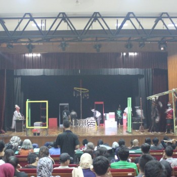 KSSI STKIP Siliwangi Tampil pada Festival Drama Basa Sunda ke-17