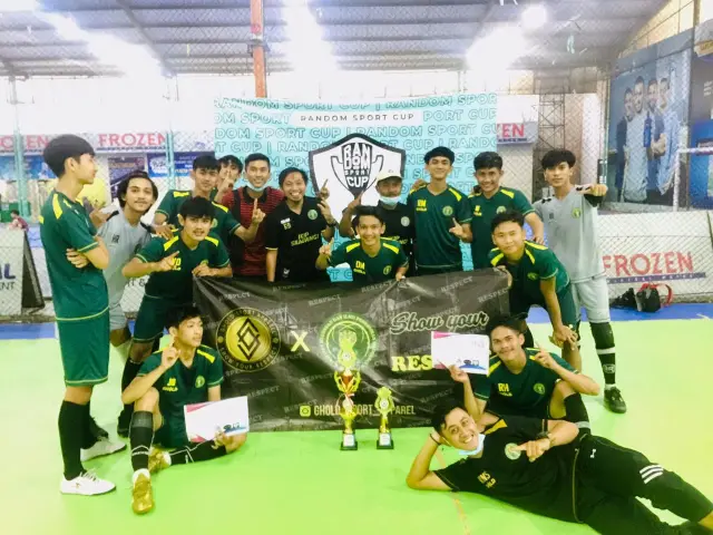 Tim Futsal Putra IKIP Siliwangi Keluar Sebagai Juara di Bekasi