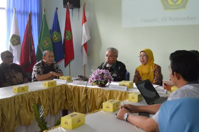 Kunjungan Studi FKIP Unswagati ke STKIP Siliwangi