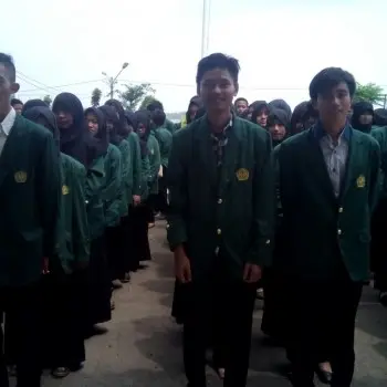 Pengabdian Pada Masyarakat (P2M) Mahasiswa di Cilamaya Kulon, Karawang