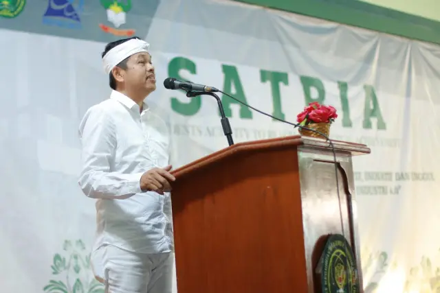 Dedi Mulyadi Sampaikan Kuliah Umum di IKIP Siliwangi