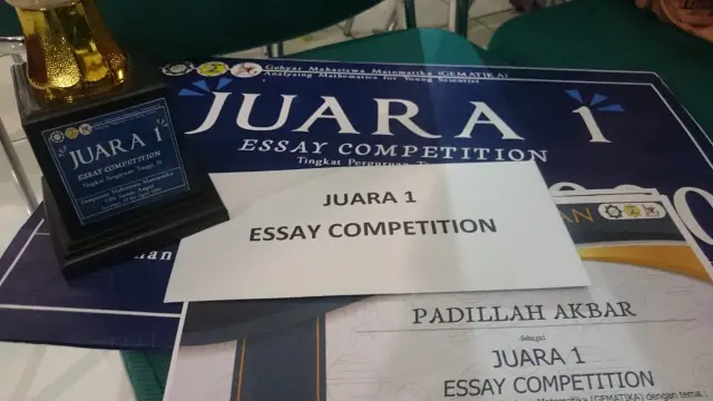 IKIP Siliwangi Juarai Essay Competition Nasional di Surabaya