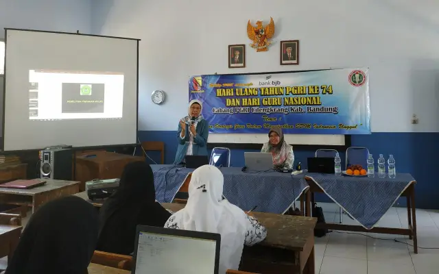 Pengabdian Kepada Masyarakat IKIP Siliwangi Bekerjasama dengan PGRI Cabang Cilengkrang, Kabupaten Bandung