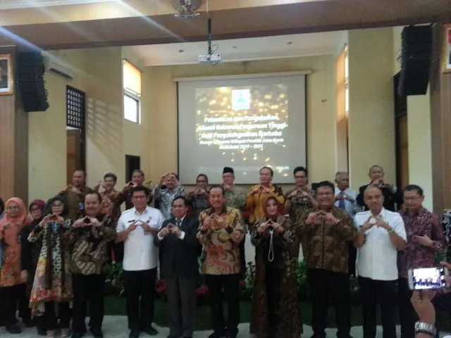 Wakil Rektor III IKIP Siliwangi Dilantik Menjadi Dewan Pengurus Artipena