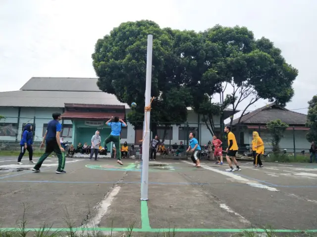 Jaga Silaturahmi dan Kekompakan, IKIP Siliwangi gelar Olah Raga Bersama Sivitas Akademika