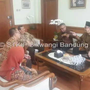 Pimpinan STKIP Siliwangi Bandung, temui Sekda Jabar untuk Tingkatkan Kerjasama