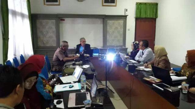 Tim Peneliti Hibah Bersaing STKIP Siliwangi, Dikunjungi Asesor Kemristek Dikti