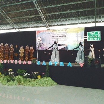 Bulan Bahasa “Kreativitas Sastra V”
