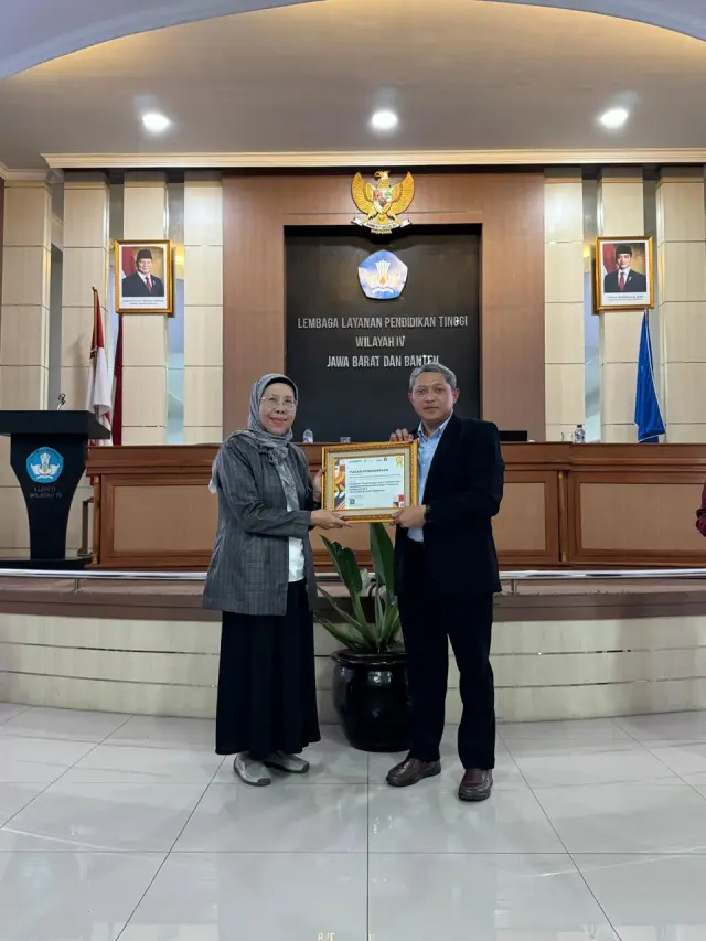 IKIP Siliwangi Raih Penghargaan Tertinggi dalam Penelitian dan Pengabdian Masyarakat