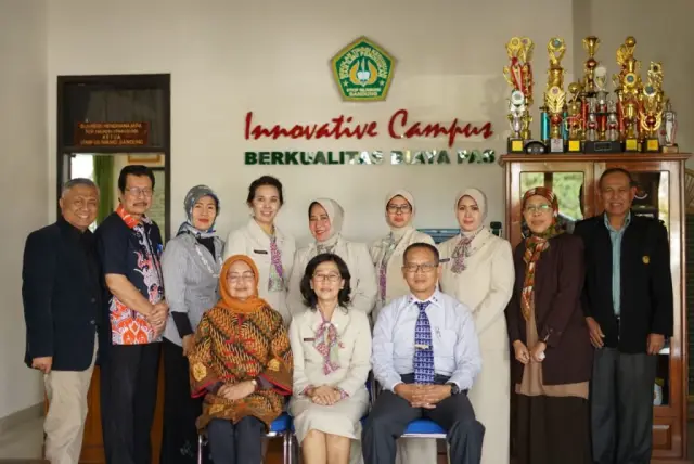 Silaturahmi KASDAM III Siliwangi dengan Yayasan Kartika Jaya Cabang XIX Siliwangi ke STKIP Siliwangi