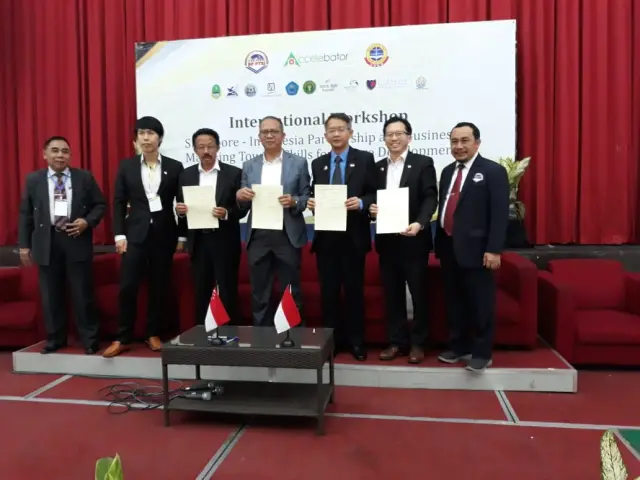Perkuat Kerjasama Internasional, IKIP Siliwangi Teken MoU dengan Industri dari Singapura