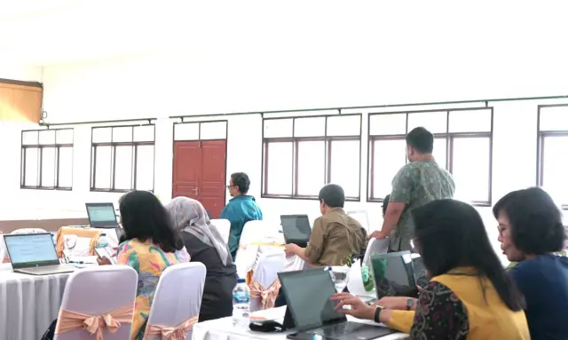 Pendampingan Penyampaian Sasaran Kinerja Pegawai LHK ASN dan Sosialisasi Core Values ASN LLDIKTI IV di IKIP Siliwangi