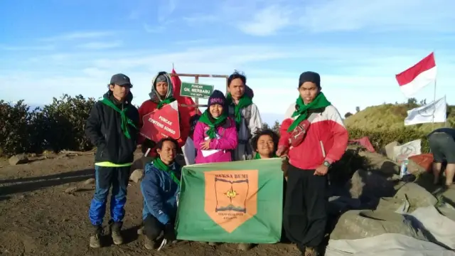 UKM Reksa Bumi STKIP Siliwangi Berhasil Mendaki Puncak Gunung Merbabu, Boyolali, Jawa Tengah