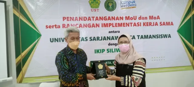 Perluas Jaringan, Rektor IKIP Siliwangi Jalin Kerjasama dengan Universitas Sarjanawiyata Tamansiswa Yogyakarta