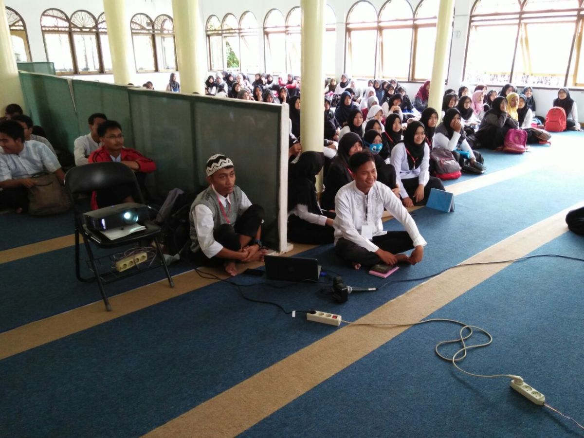 Pelatihan Pengurusan Jenazah IRMA STKIP Siliwangi