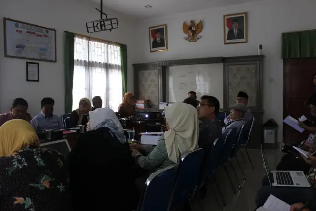 Rapat Senat Akademik STKIP Siliwangi Bandung Tanggal 23 Juli 2016