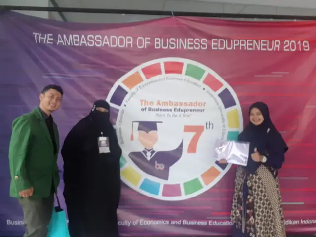 Mahasiswa IKIP Siliwangi Terpilih sebagai Brand Ambassador Business Award