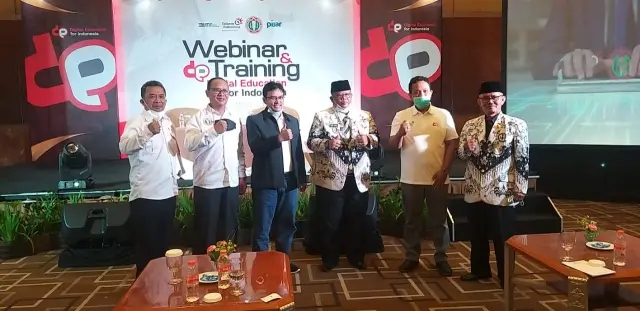 Rektor IKIP Siliwangi : Pendidikan Digital adalah Tantangan sekaligus Kebutuhan dan Kesempatan
