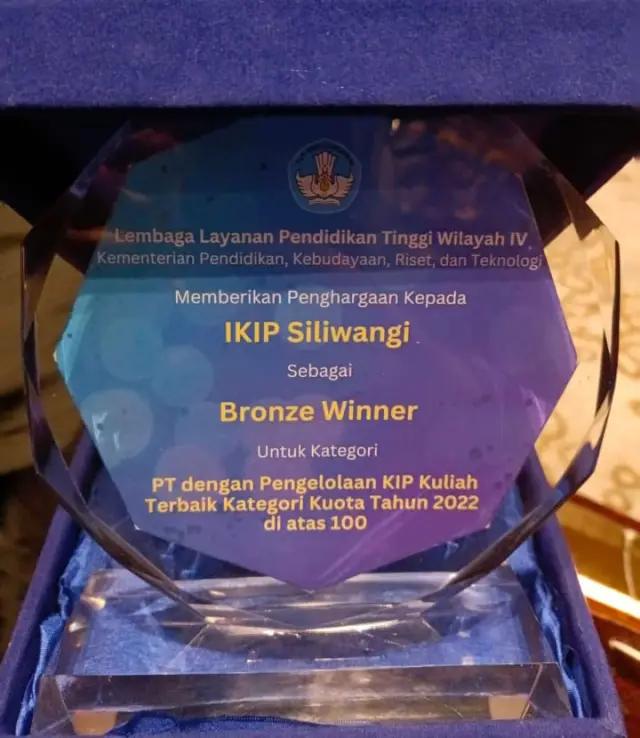 IKIP Siliwangi Raih Bronze Winner pada Anugrah LLDIKTI dalam Pengelolaan KIP Kuliah Terbaik Tahun 2023