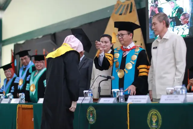 IKIP Siliwangi Wisuda 1222 Mahasiswa, Siap Hadapi Revolusi Industri 4.0