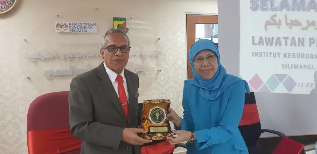 Kembangkan Aplikasi Pendidikan Bahasa, IKIP Siliwangi Kunjungi Sekolah Menengah di Malaysia