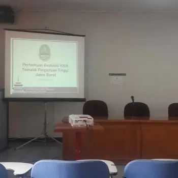 Sosialisasi Penyusunan Instrumen Evaluasi KKN Tematik