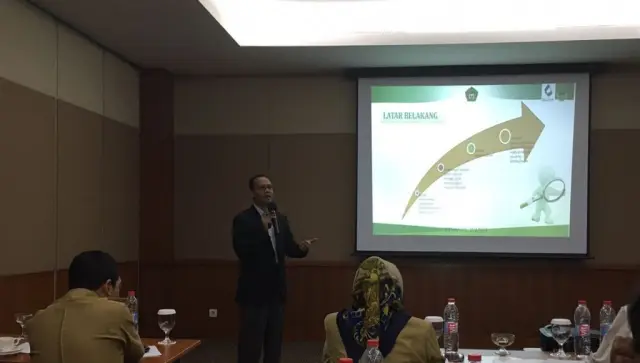 Presentasi Peneliti STKIP Siliwangi dalam Seminar Hibah Riset BP2D Provinsi Jawa Barat 2017