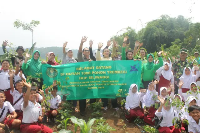Penanaman 1000 Pohon Warnai Gebyar KKN Tematik IKIP Siliwangi