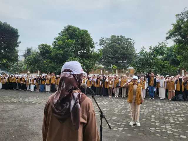 Pelepasan Mahasiswa Peserta Gerakan IKIP Siliwangi Mengabdi (GISMA) 2025