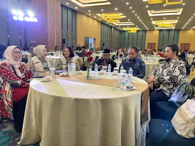 Rektor IKIP Siliwangi Hadiri Rapat Koordinasi Perguruan Tinggi LLDIKTI Tahun 2024