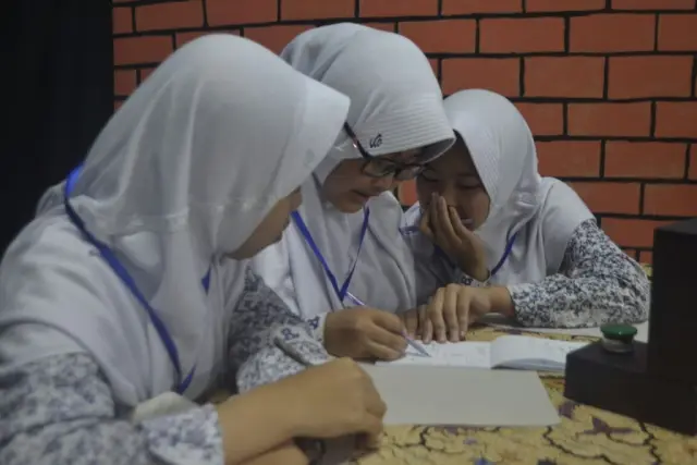 GEMA MATEMATIKA VIII 2017 TINGKAT JAWA BARAT
