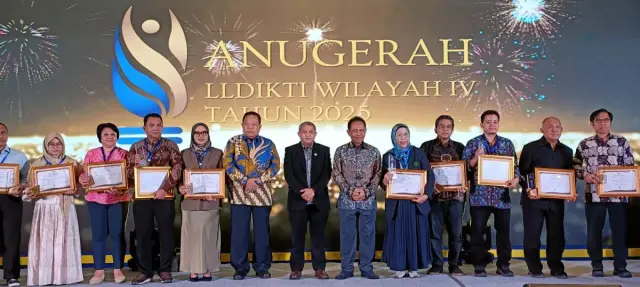 IKIP Siliwangi Borong 4 Penghargaan Bergengsi di Anugerah LLDIKTI IV Tahun 2025