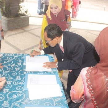 Seminar Nusantara STKIP Siliwangi Bandung 2016