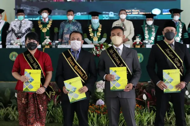 Pengukuhan 319 Guru Profesional PPG IKIP Siliwangi tahun 2022