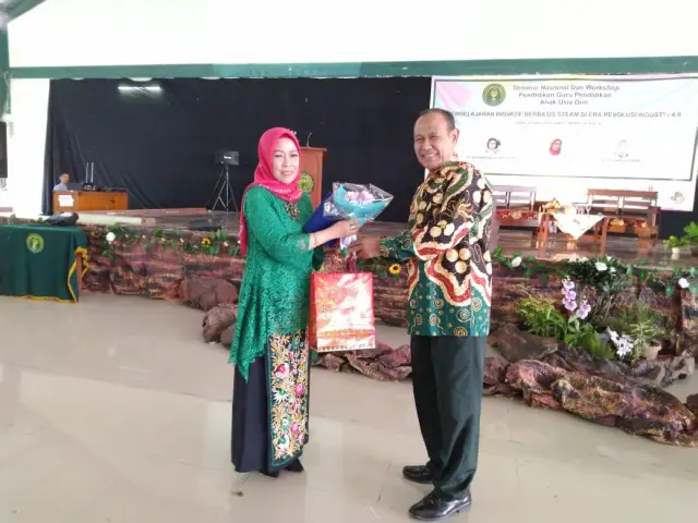 Seminar Nasional dan Workshop Pendidikan Guru Pendidikan Anak Usia Dini IKIP Siliwangi tahun 2019