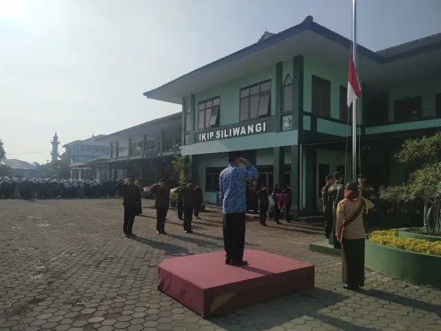 Peringati Hari Sumpah Pemuda, IKIP Siliwangi Gelar Upacara Bendera