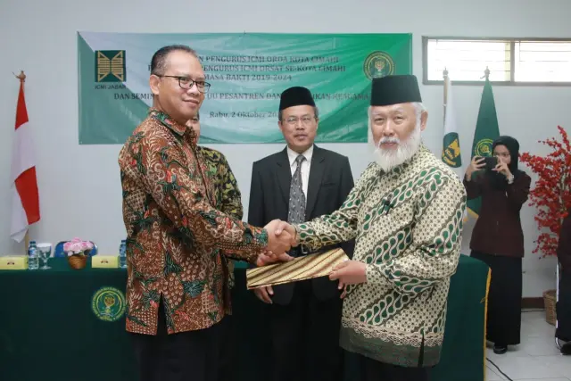 Resmi Dilantik, Rektor IKIP Siliwangi Jabat Ketua ICMI-ORDA Kota Cimahi