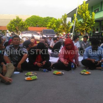 NGUBARAN (Ngumpul Bareng Anak-anak STKIP Siliwangi) dalam Rangka Menyambut Bulan Suci Ramadhan 1437 H/ 2016