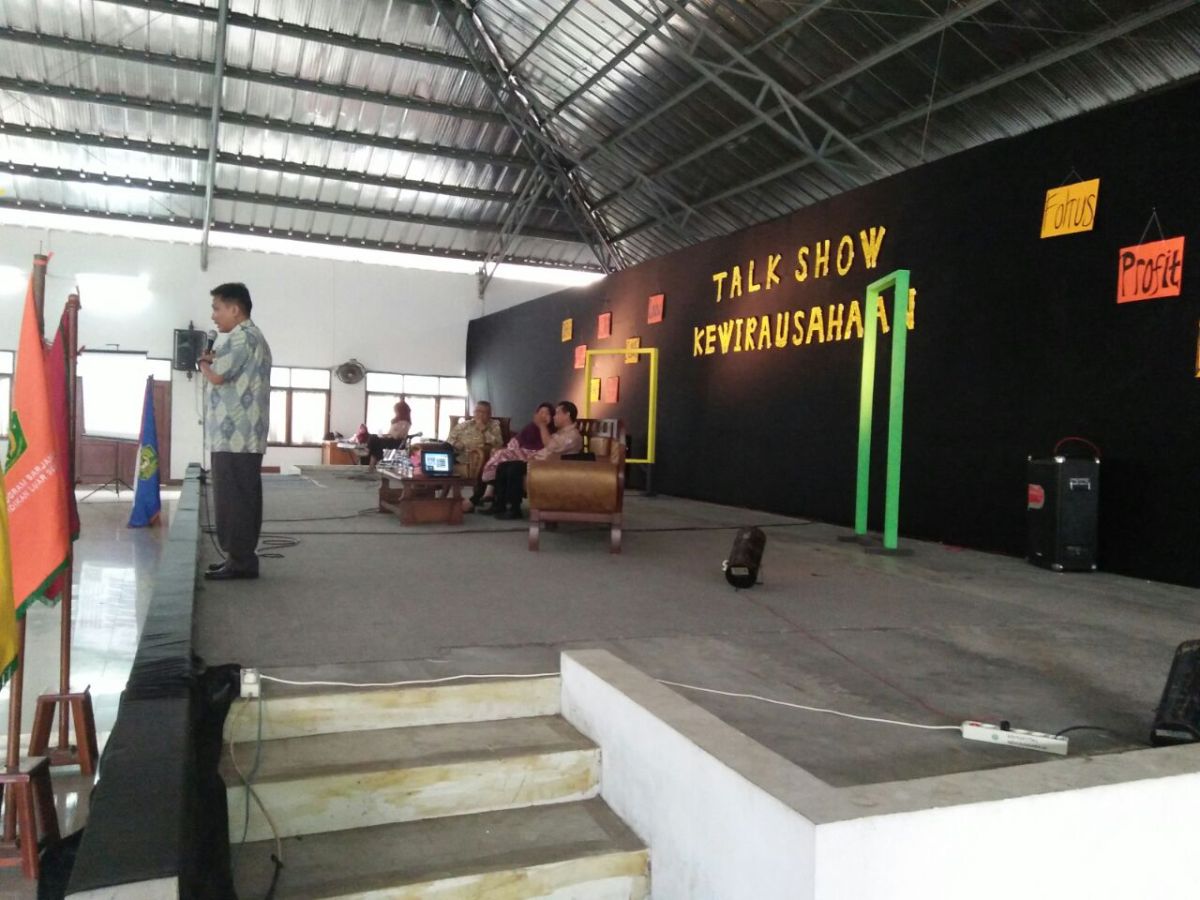 Talkshow Kewirausahaan STKIP Siliwangi Bandung