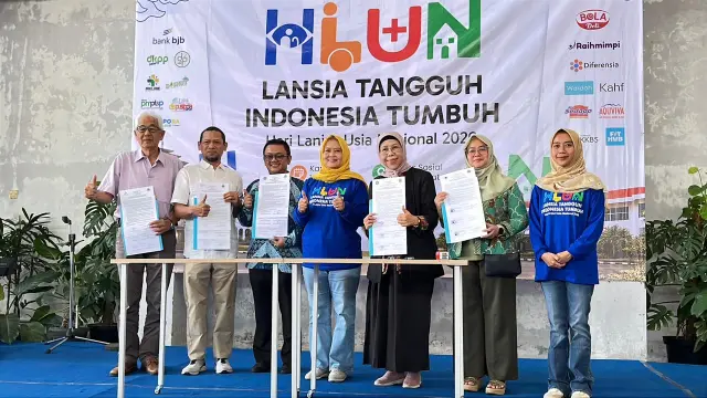IKIP Siliwangi dan Dinas Sosial Provinsi Jawa Barat Perkuat Kolaborasi Pemberdayaan Lansia melalui Penandatanganan Perjanjian Kerja Sama