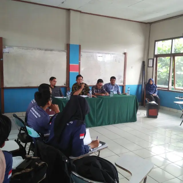 Uji Kelayakan Calon Ketua BEM Fakultas Pendidikan Matematika dan Sains IKIP Siliwangi